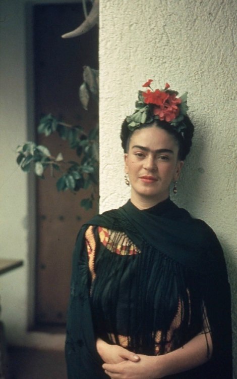 bitter-cherryy:“I don’t know how to write love letters,” Frida Kahlo wrote in 1946. “But I wanted to