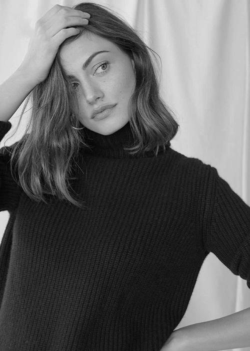 Phoebe Tonkin