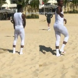 lamarworld1:  (PART 1) Jimmy Butler booty