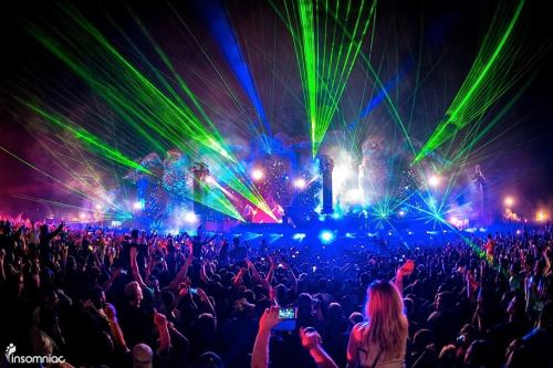 all-blood-edm:   ELECTRIC DAISY CARNIVAL | #LASERS 