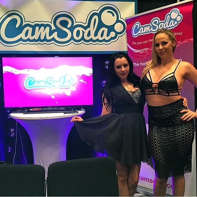 AVN day 2 camsoda.com booth. #215 allllllll weekend. See u there. by giannamichaelsxxx