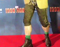 theloveableloner:  robertdowneyjrsbitch: Robert Downey Jr. attempts a traditional Bavarian dance while wearing lederhosen at the Iron Man 3 photocall in Germany. And yes, this is real life.  UGHHHH DEM CALVES!!!