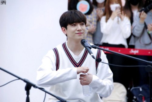 fyeahdaysix: 1126611 day6 | do not edit.