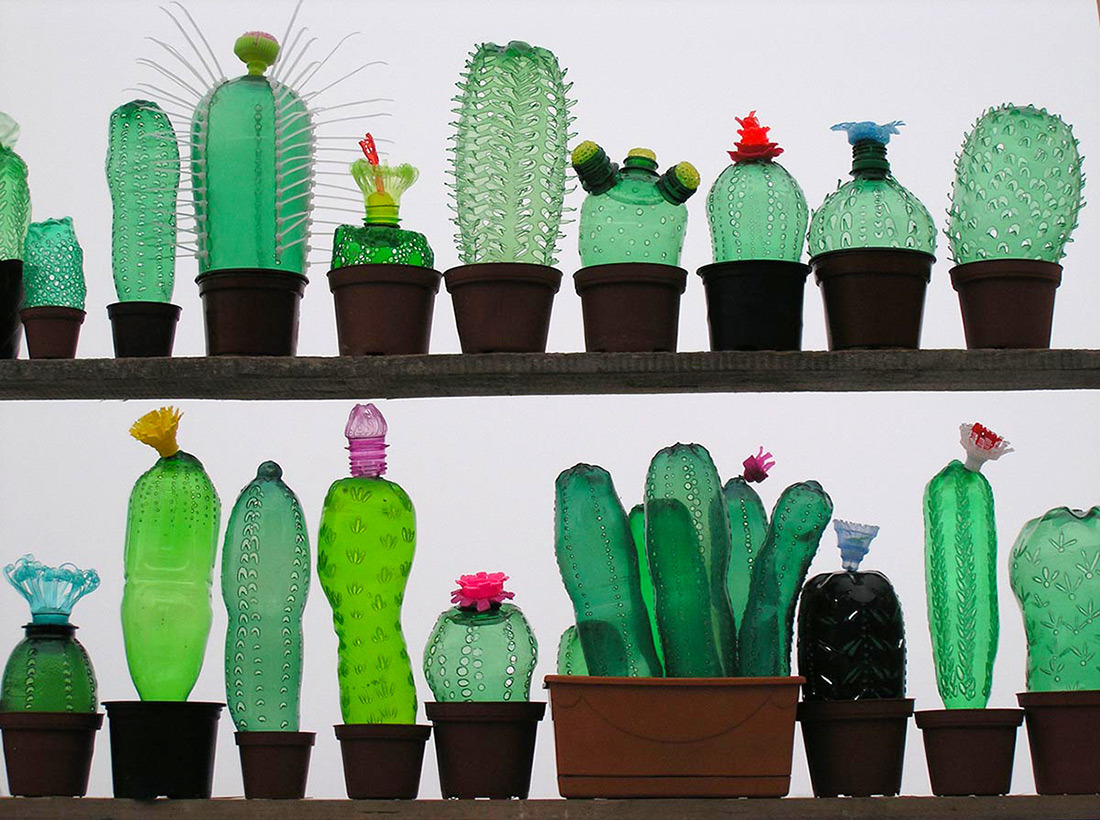itscolossal:Recycled PET Plastic Bottle Plant Sculptures by Veronika Richterová