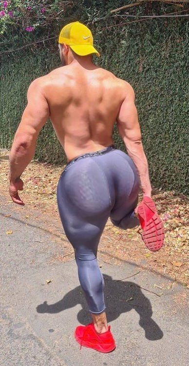 “Hey, Brady,” Max greeted the muscular stud at the park. “I didn’t know you jogged here too.”Brady s