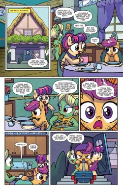 mylittlenanaki:Oh hey, Scootaloo’s lesbian aunts from the books showed up in the new comic. Neat. 👍