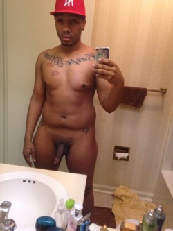 nudeselfshots-blackmen.tumblr.com post 77569090882