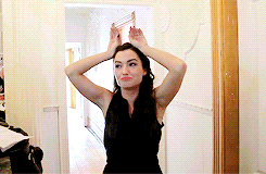 lauraholliis:    Darling Mansion Tour with Natasha Negovanlis   