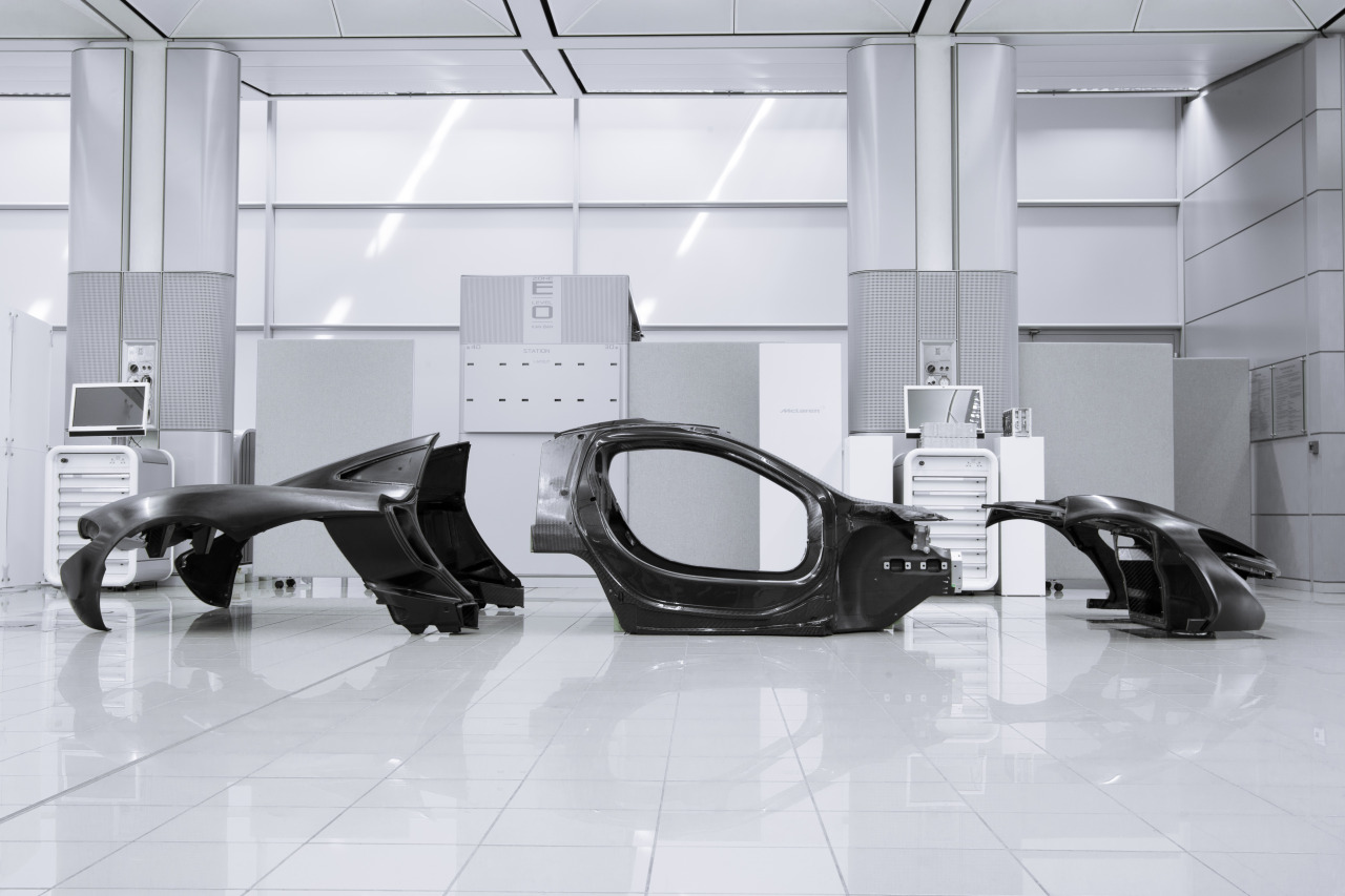 mclaren-soul:  It’s McLaren Monday! Here’s a great shot of a McLaren P1 chassis