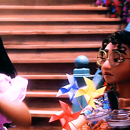 Isabela And Mirabel Matching Gif Icons.