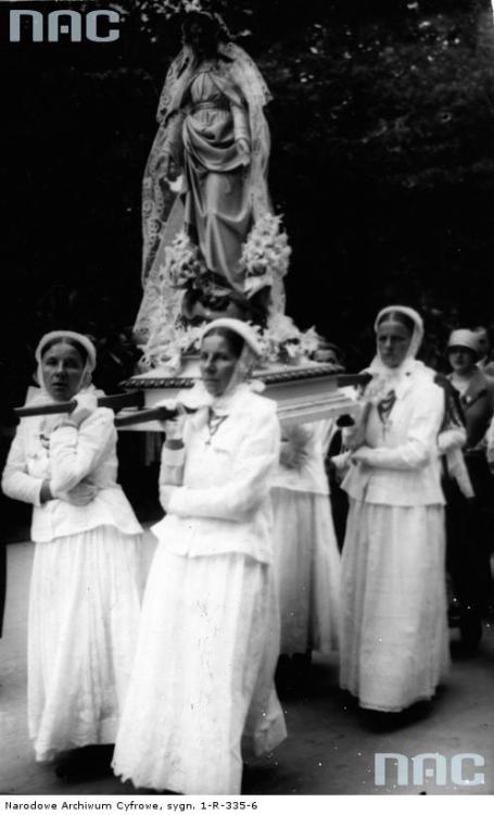 lamus-dworski:Photos of religious processions on the day of Corpus Christi, various cities and towns