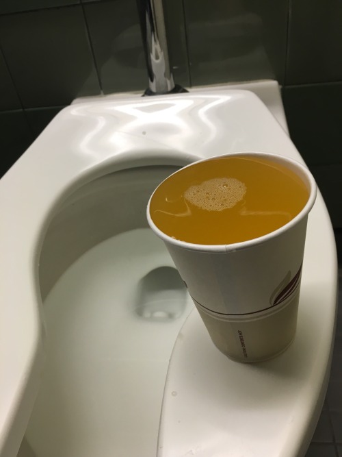 chicagofootmaster: ALPHAs drink coffee - fags drink SIRs morning piss. Who wants it? I want it