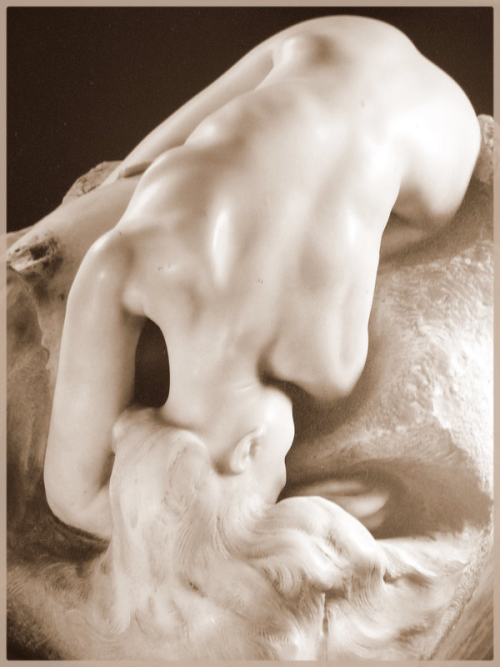 stephanievenerande:Rilke skirted da Danaid of Rodin, like this :&ldquo;Flinging hersel