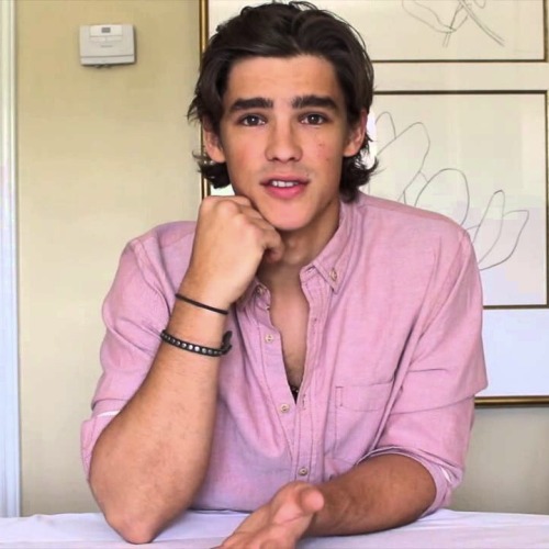 Brenton Thwaites