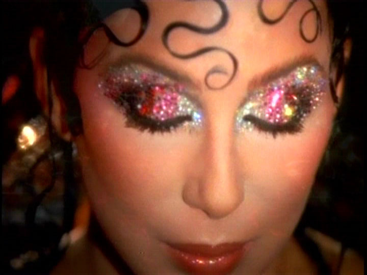 howtobeafuckinglady:  Cher by Kevyn Aucoin 