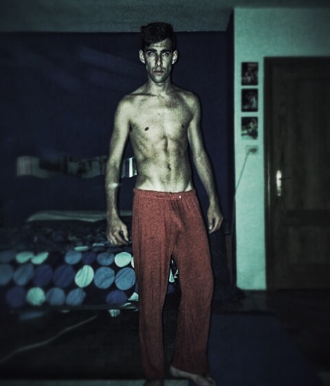 edgardiaztblr:  A dormir otro dia mas y mañana sera otro estupendo y maravilloso dia de sabado!
