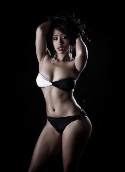 coffeeblack-n-sweet:  jasminechanelparker:  jasmine chanel parker  So beautiful and sexy!