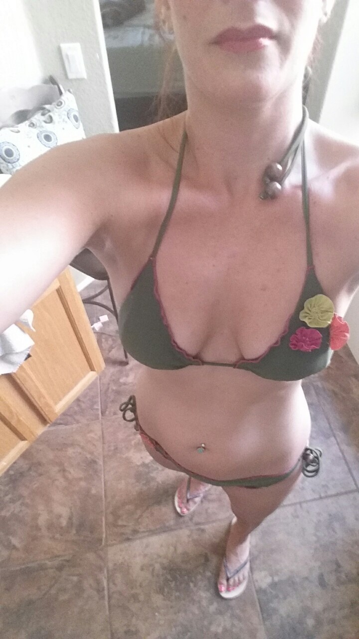 mandy-milf-moves:  🌞 As the sun sets on another Arizona day, I give thanks for