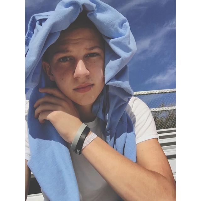 rifes:  The sexiest GUYS, thickest COCKS and hottest SEXrifes.tumblr.com | snapchat:
