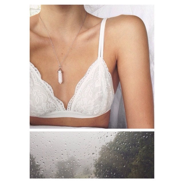 simply-kennaa:  lazy days &amp; rain. Instagram// simply_kenna