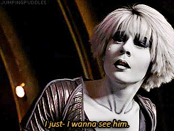 farscapefridaypodcast:jumpingpuddles:Farscape: A Clockwork NebariBonus (more reaction gifs here):The