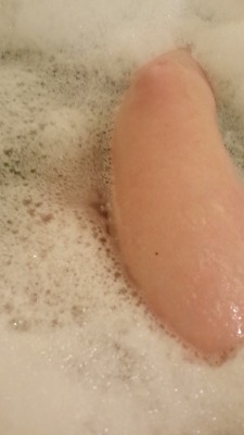 daddyslittlecherub:  Bathtime was wonderful