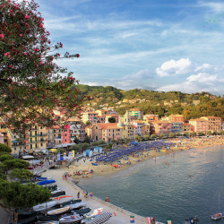 besttravelphotos:  San Terenzo, Liguria, Italy
