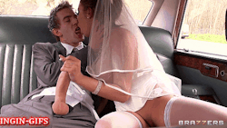 dogginginpublic:  You are entering dogging area