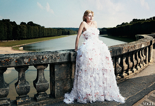 winchesterboysss:  editorials I love :   Kirsten Dunst as Marie AntoinettePhotographed by Annie Leib