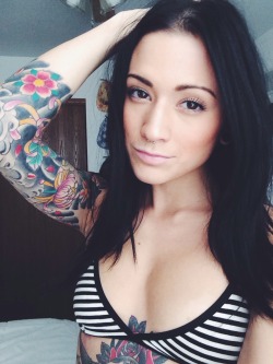 fuckyeahgirlswithtattoos:  @britcurtains @jmartintattoo_tct 