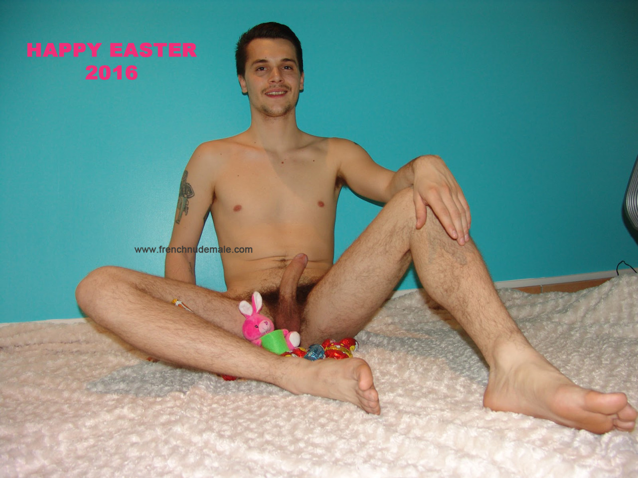 frenchnudemale:  HAPPY EASTERwww.frenchnudemale.com