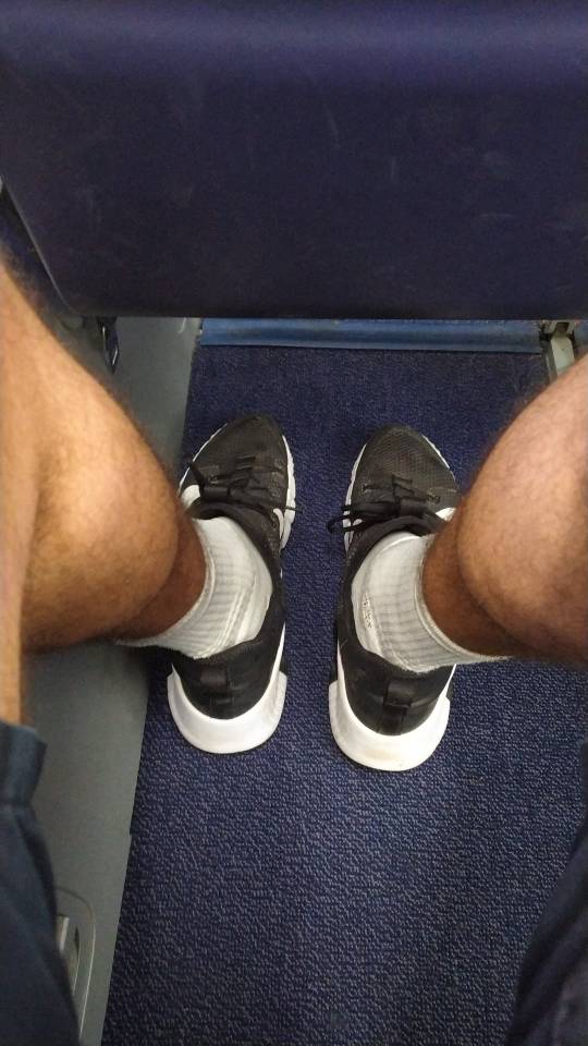18US (viabigfeet18us)