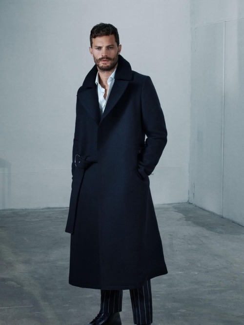 Brand new photoshoot of Jamie: http://jamie-dornan.org/gallery/thumbnails.php?album=1109