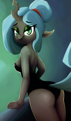Hey hey!! its good to see some anthro Chrysalis