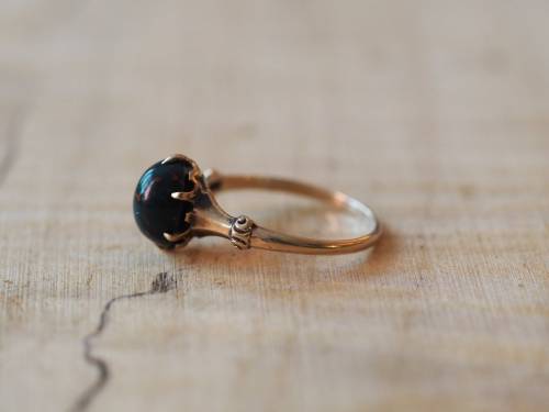 allaboutrings: Antique Victorian 10k Gold Bloodstone Ring
