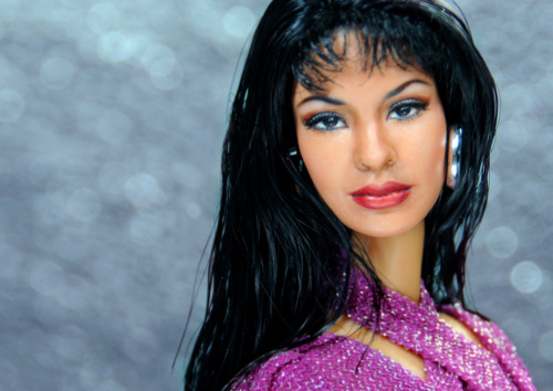 noelcruzcreations:Repainted and restyled Selena by ncruz.com goes up for auction on eBay http://www.ebay.com/usr/ncruz_doll_art Auction ends; Sunday, 8:00PM 2/8/2015 Pacific Time.