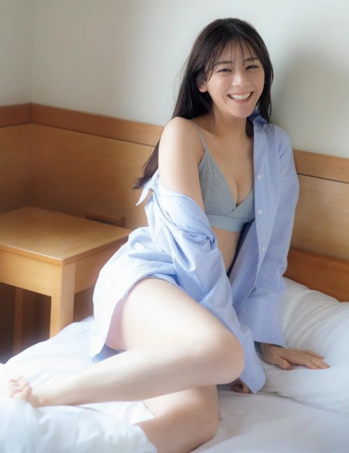 deepbluetomato: 貴島 明日香