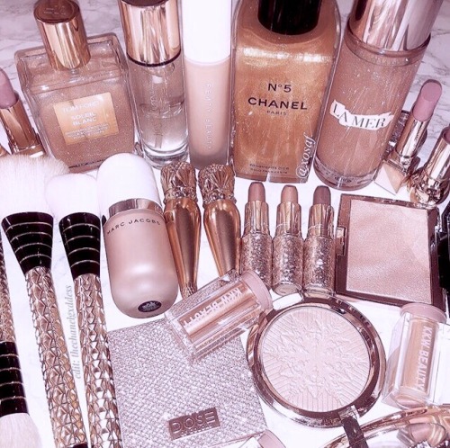 thechanelgxddess: ♔♡ Where Boys Will Be Girls