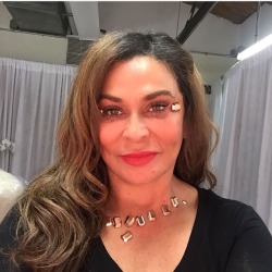 bey-ivy:  “My Beautiful granddaughter Blue made this necklace and eye jewels for me ! We’ve got the next Lorraine Schwartz in the making!❤️”  -Tina😍 