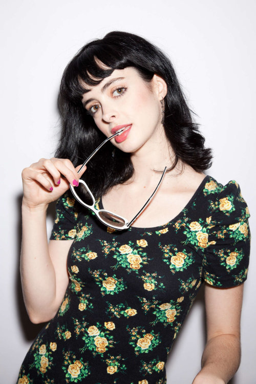 some-monthly-celebs:Krysten Ritter porn pictures