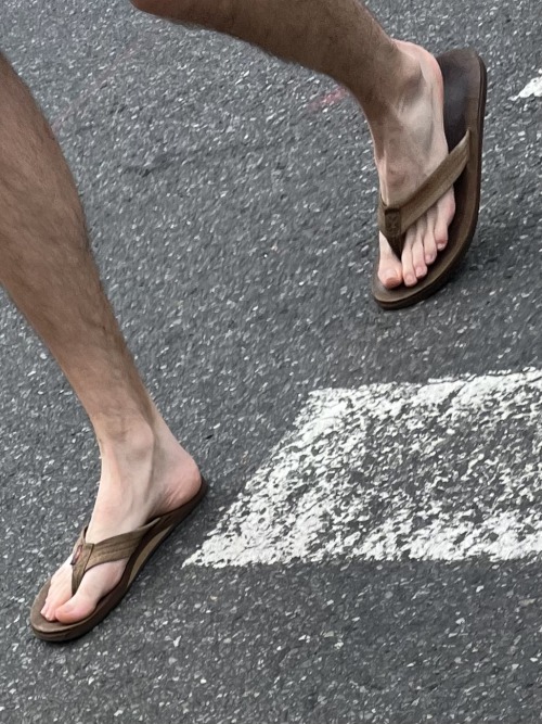 Tompkins Square Park Avenue Ahandsometank TopscruffRainbow Flip Flops