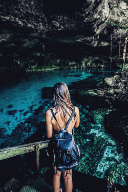 motivationsforlife:  Cave Pool by @instaexotics