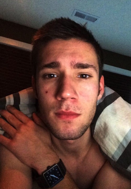 funnyboy86: Horny 19yo virgin