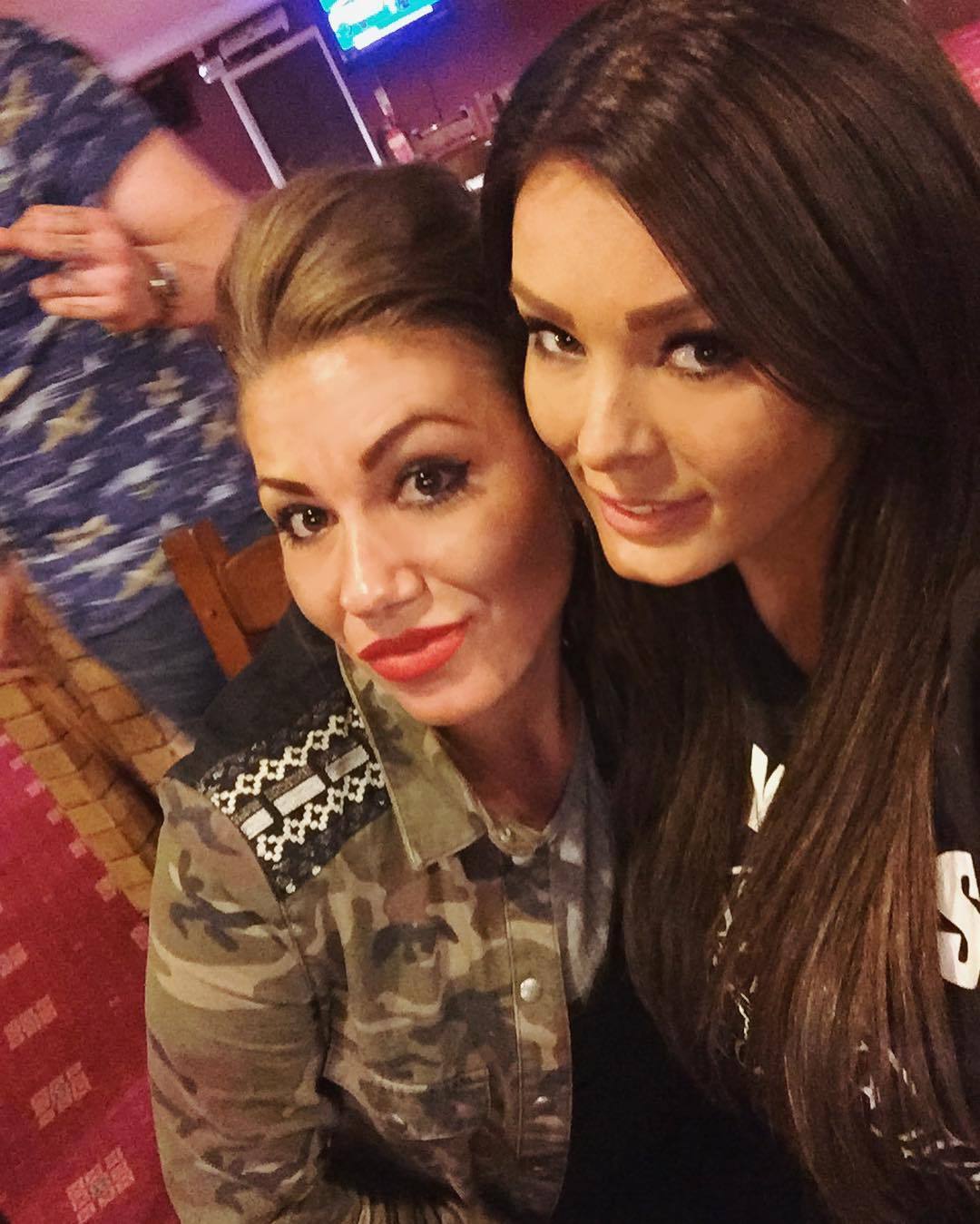 With @lindseyxbx this eve this girl got moves 💃🏽💃🏽💃🏽 by charleyatwell