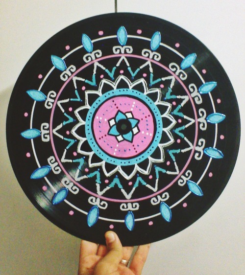 tracando:  Mandala em vinil