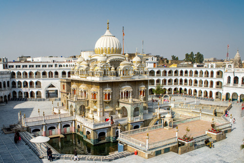 Gurdwara Panja Sahib, Hasan Abdal, Pakistan.Gurdwara Panja Sahib is a gurdwara situated at Hasan Abd