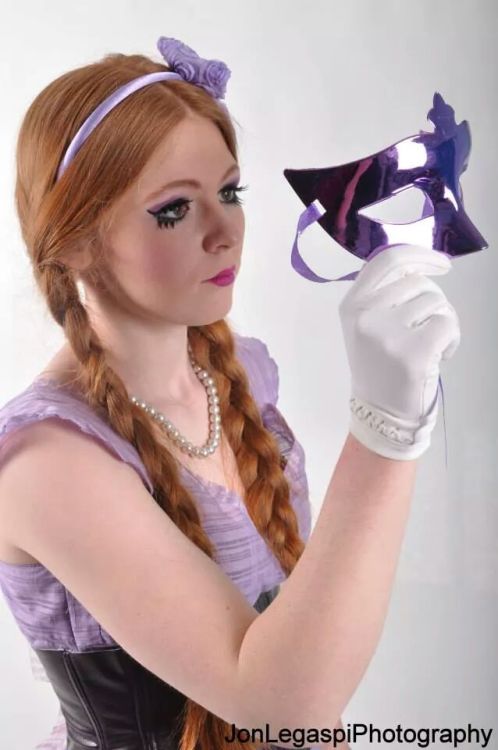 rediculousness-in-action:  My third official photo shoot. :)