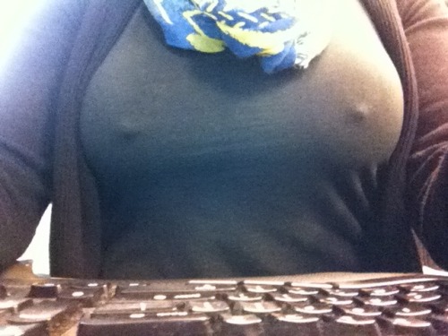 shibarislut:  Hard nipples at my desk. ;)