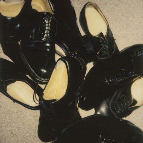 Les souliers • The shoes collection