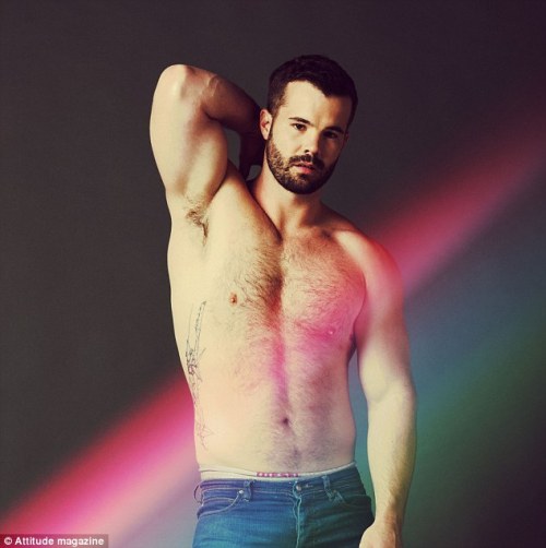 fairlyhairyfaeries:  headmandream:     Simon Dunn,    out gay Australian bobsledder   follow for more http://headmandream.tumblr.com/   Please just give us ALL the goodies!!   YES, please